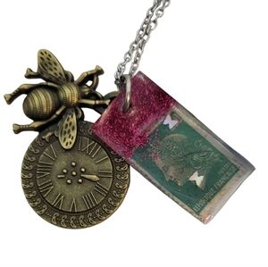 Briefmarke Frankreich N°1535 Resin Stamp Bronze Bee Stopwatch Charm Neckace